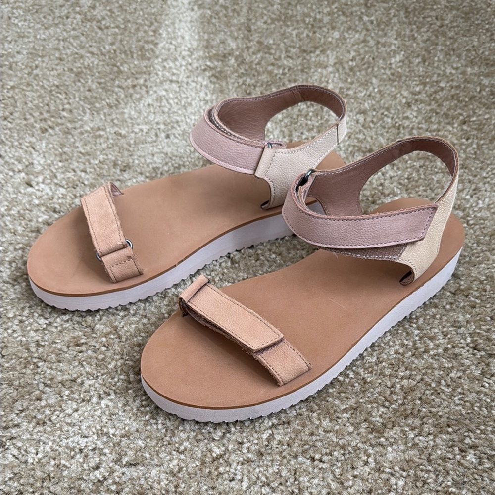 Madewell Maggie Leather Sandal in Colorblock